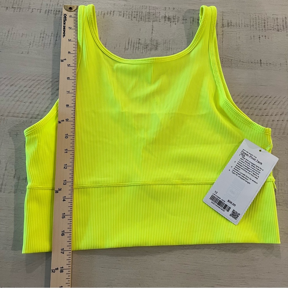 NWT lululemon Ribbed Power Pivot Tank - Picture 8 of 10